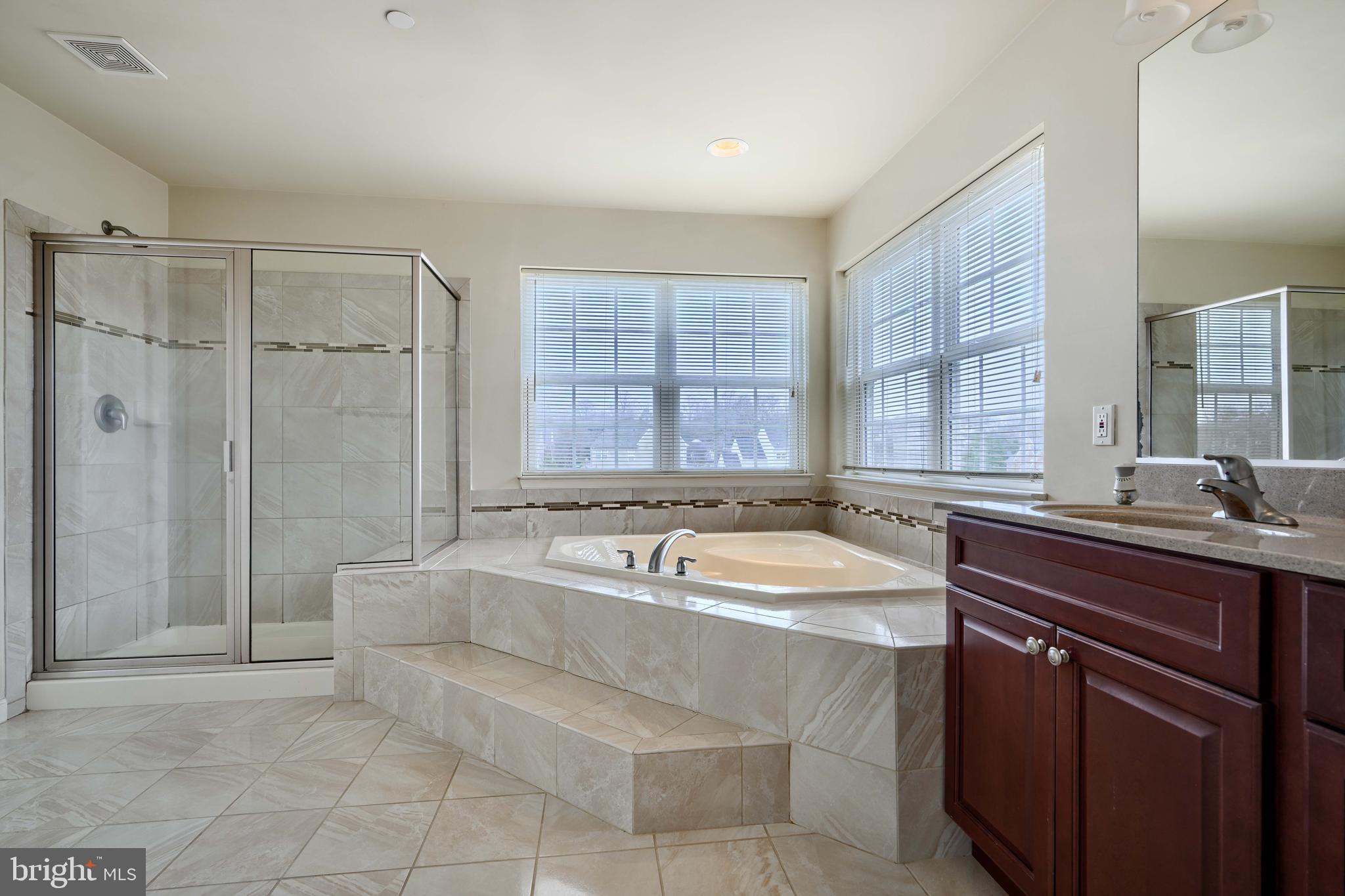 MAGNOLIA GLEN - Residential Lease