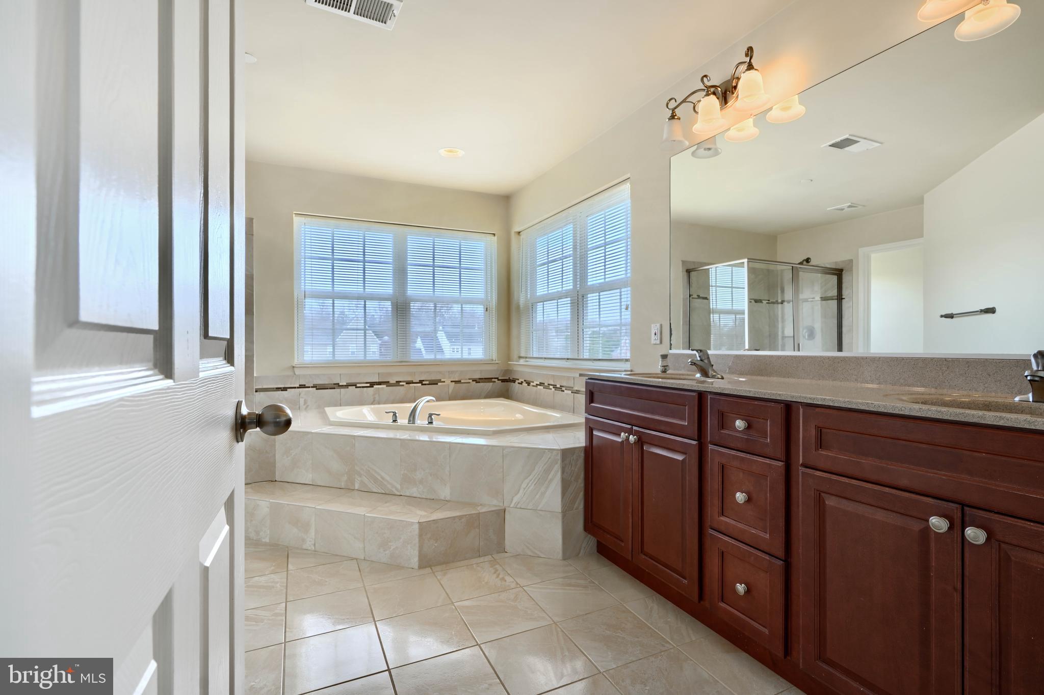 MAGNOLIA GLEN - Residential Lease