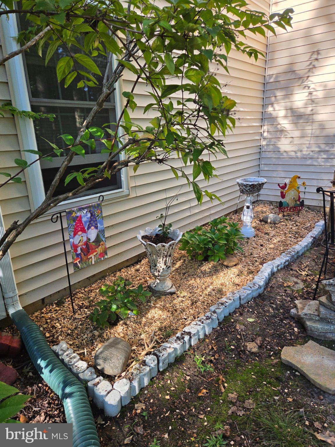1303 TRISTRAM CIRCLE