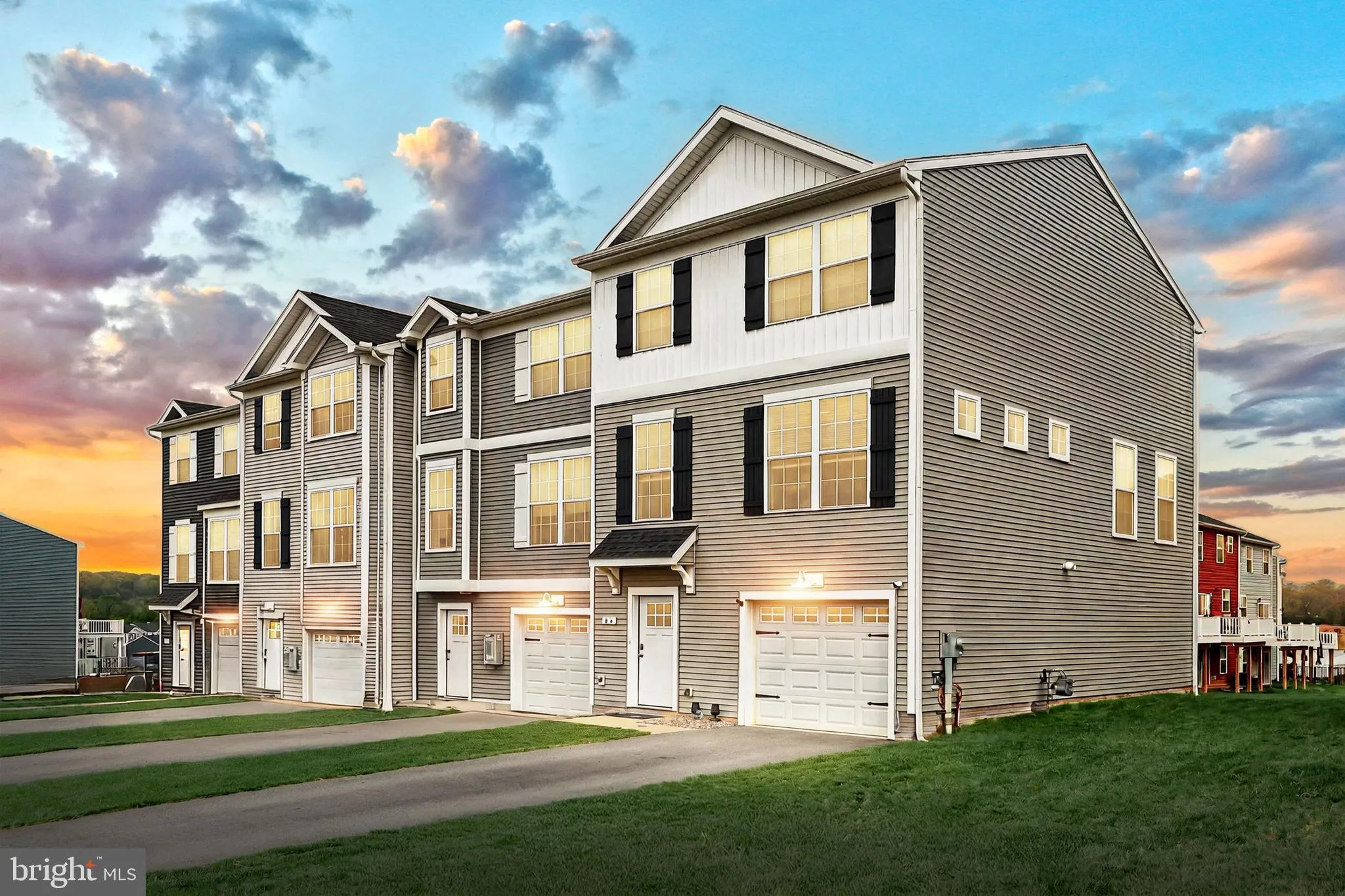 Red Lion, Pennsylvania 17356, United States, 3 Bedrooms Bedrooms, ,3 BathroomsBathrooms,Residential,Active,112016