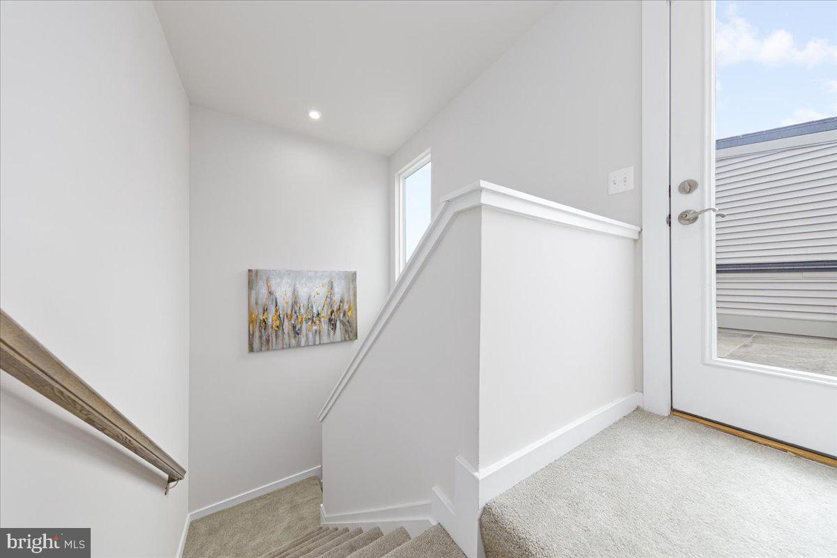 WESTSIDE AT SHADY GROVE METRO - Residential