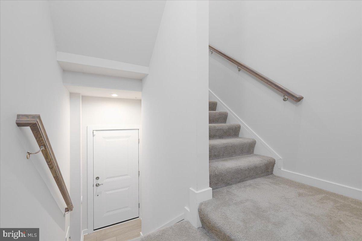 WESTSIDE AT SHADY GROVE METRO - Residential