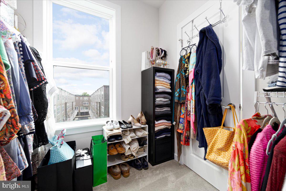 WESTSIDE AT SHADY GROVE METRO - Residential