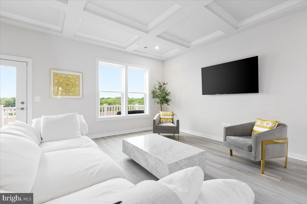 WESTSIDE AT SHADY GROVE METRO - Residential