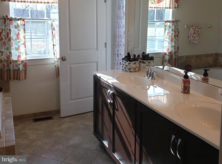 COLEBROOK - Residential Lease