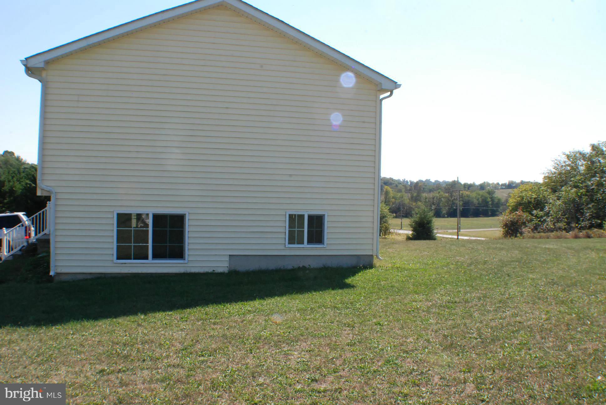 FORT HILL FARMS - Residential