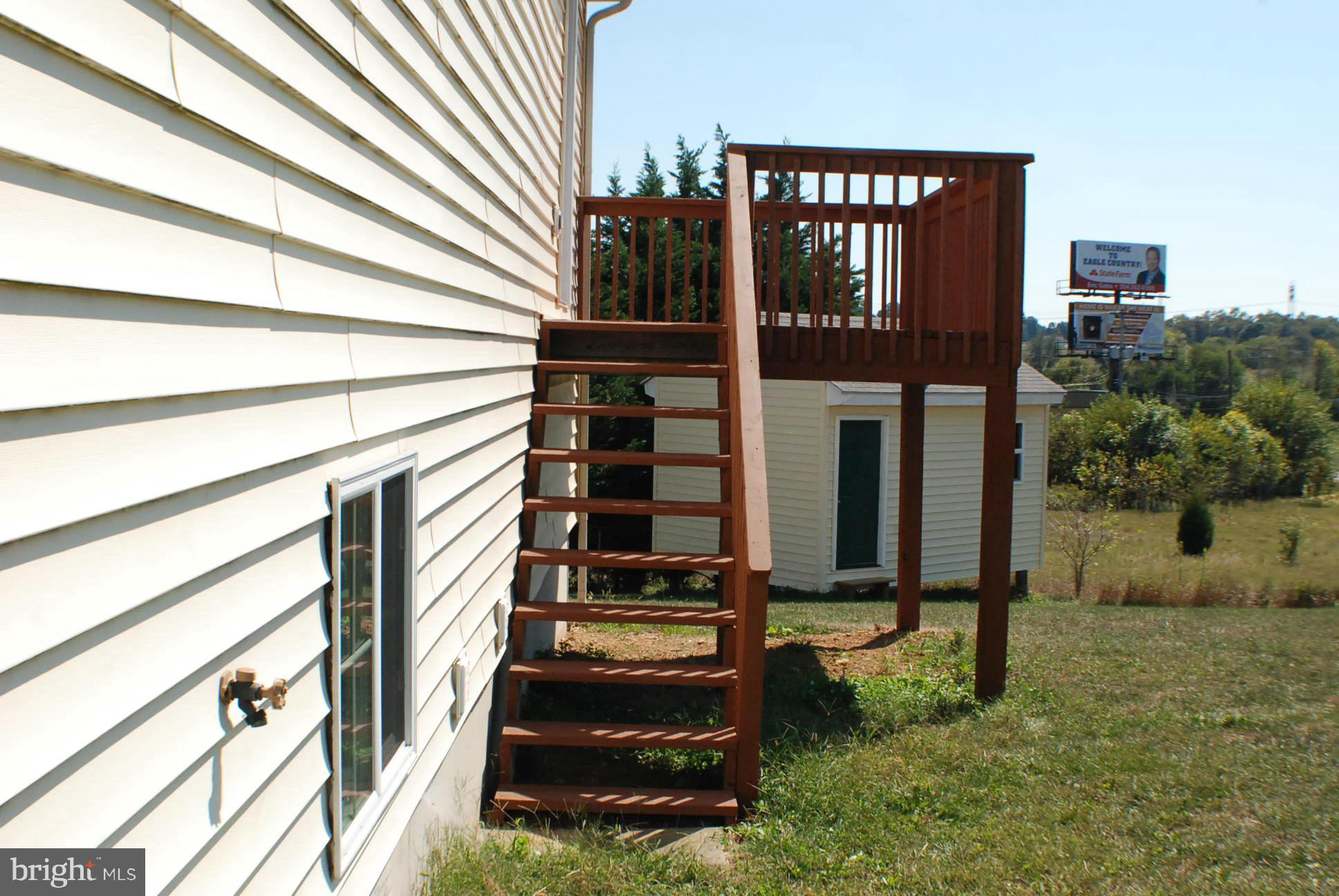 FORT HILL FARMS - Residential