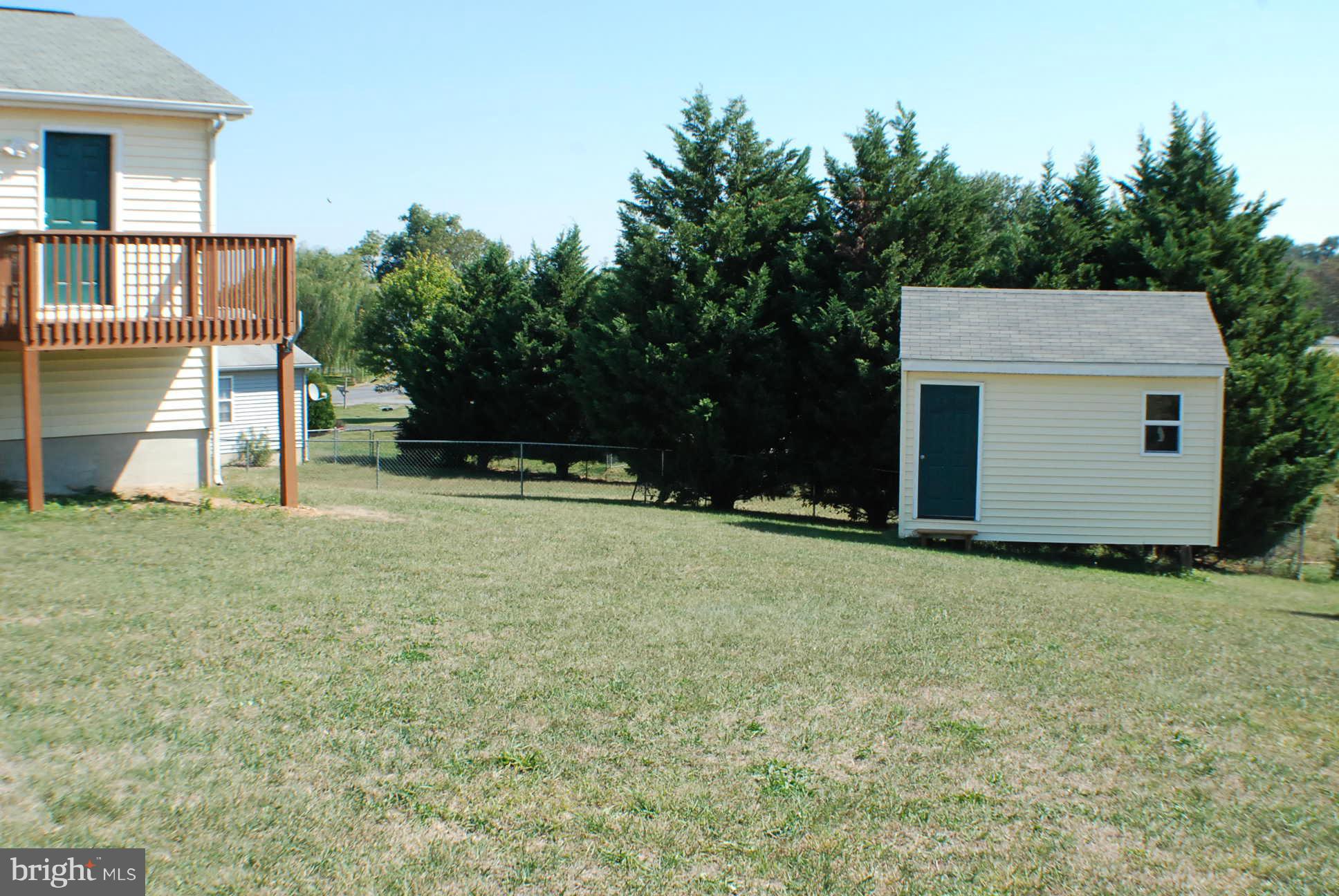 FORT HILL FARMS - Residential