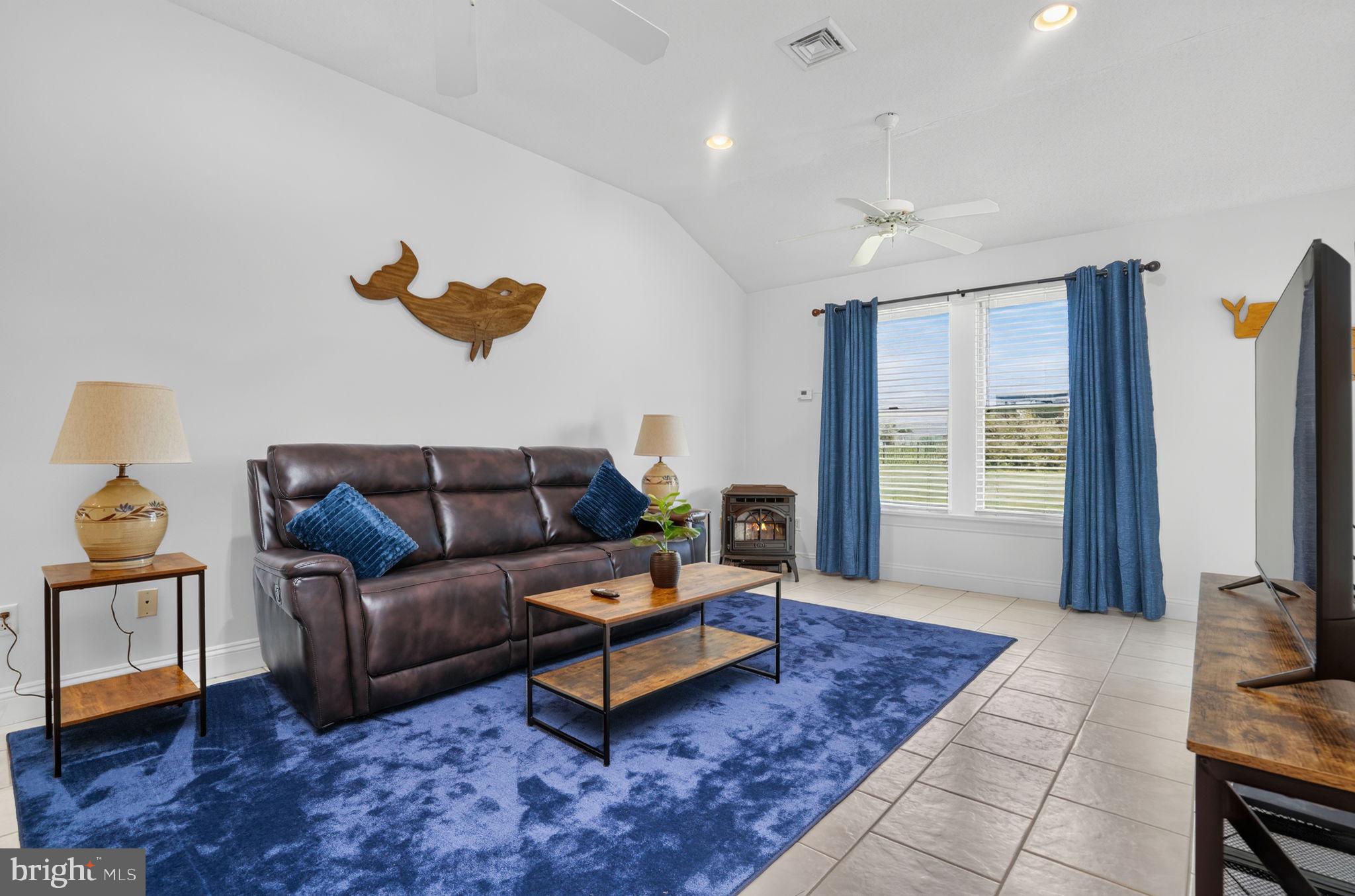 3184 MERIDIAN DRIVE