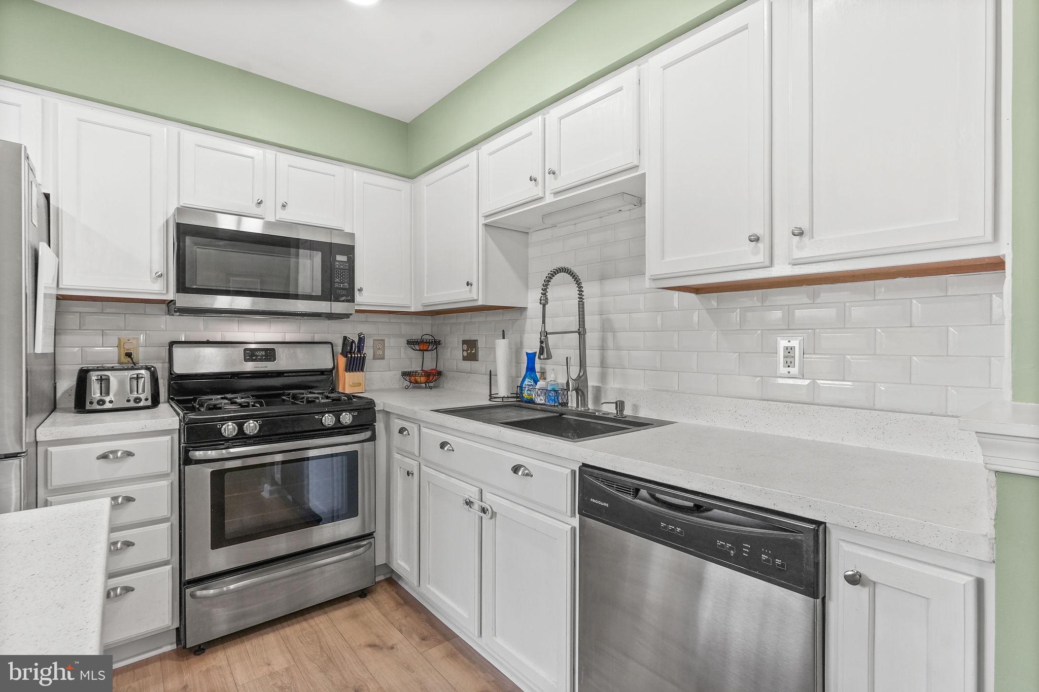 SALEM FIELDS - Residential