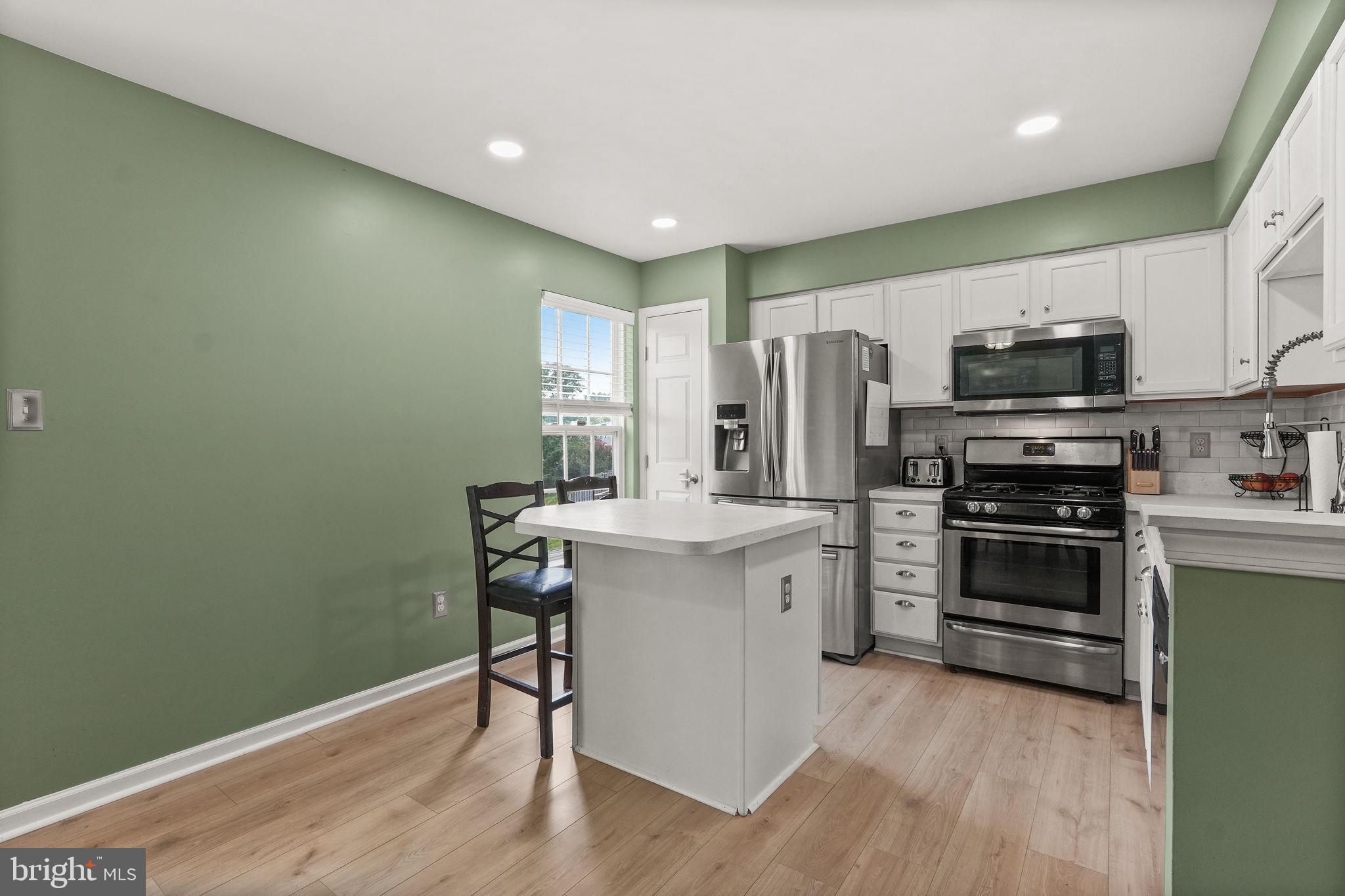 SALEM FIELDS - Residential