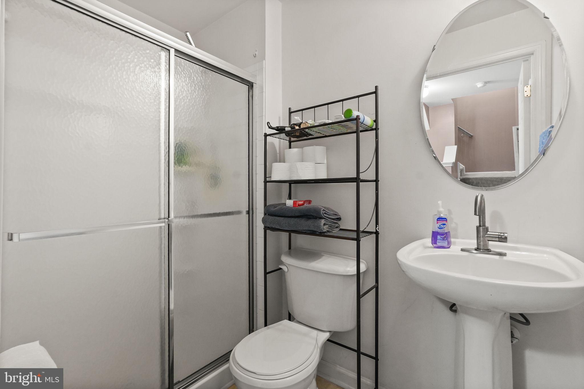 SALEM FIELDS - Residential