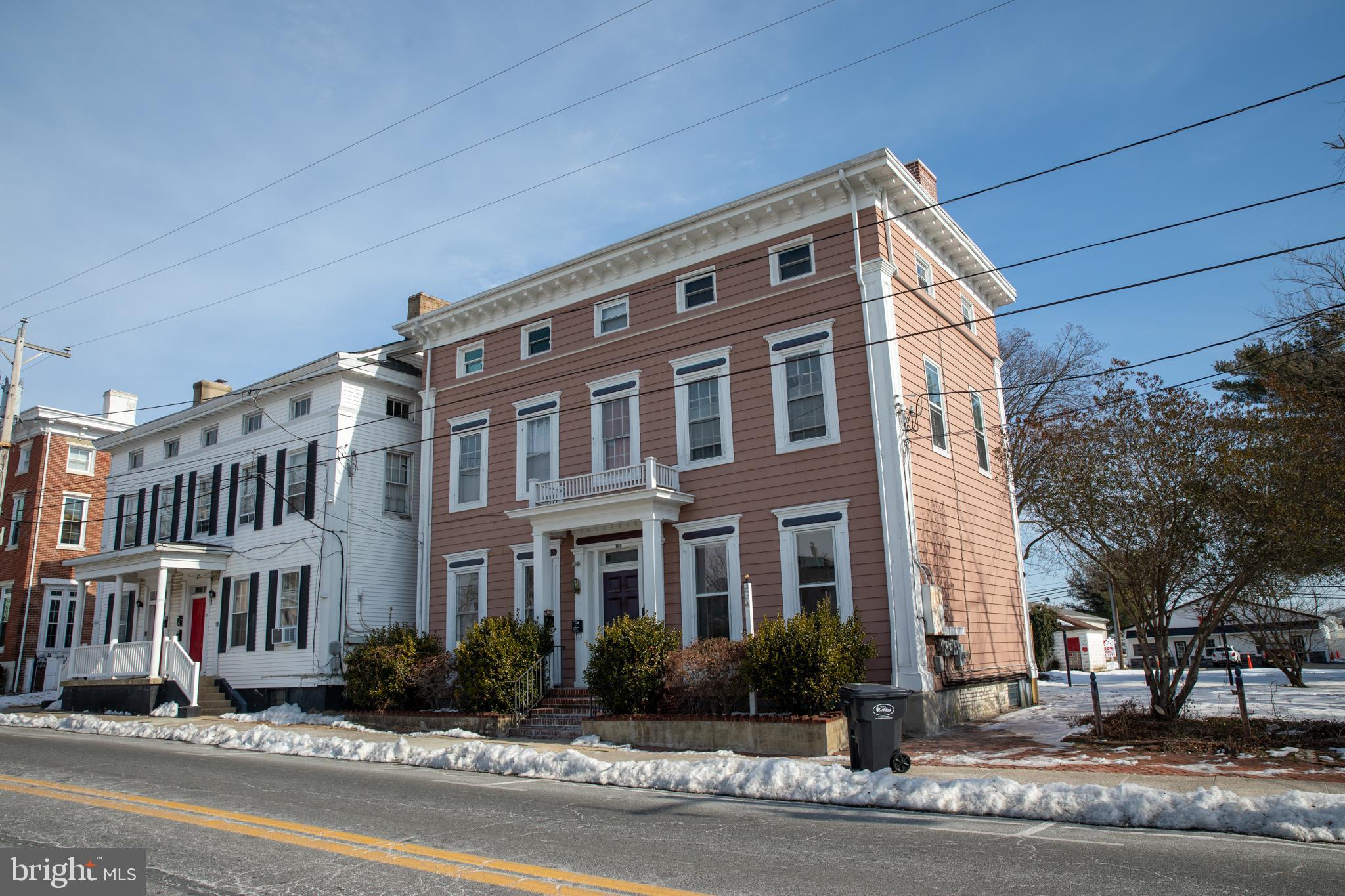 115 N WALNUT STREET B