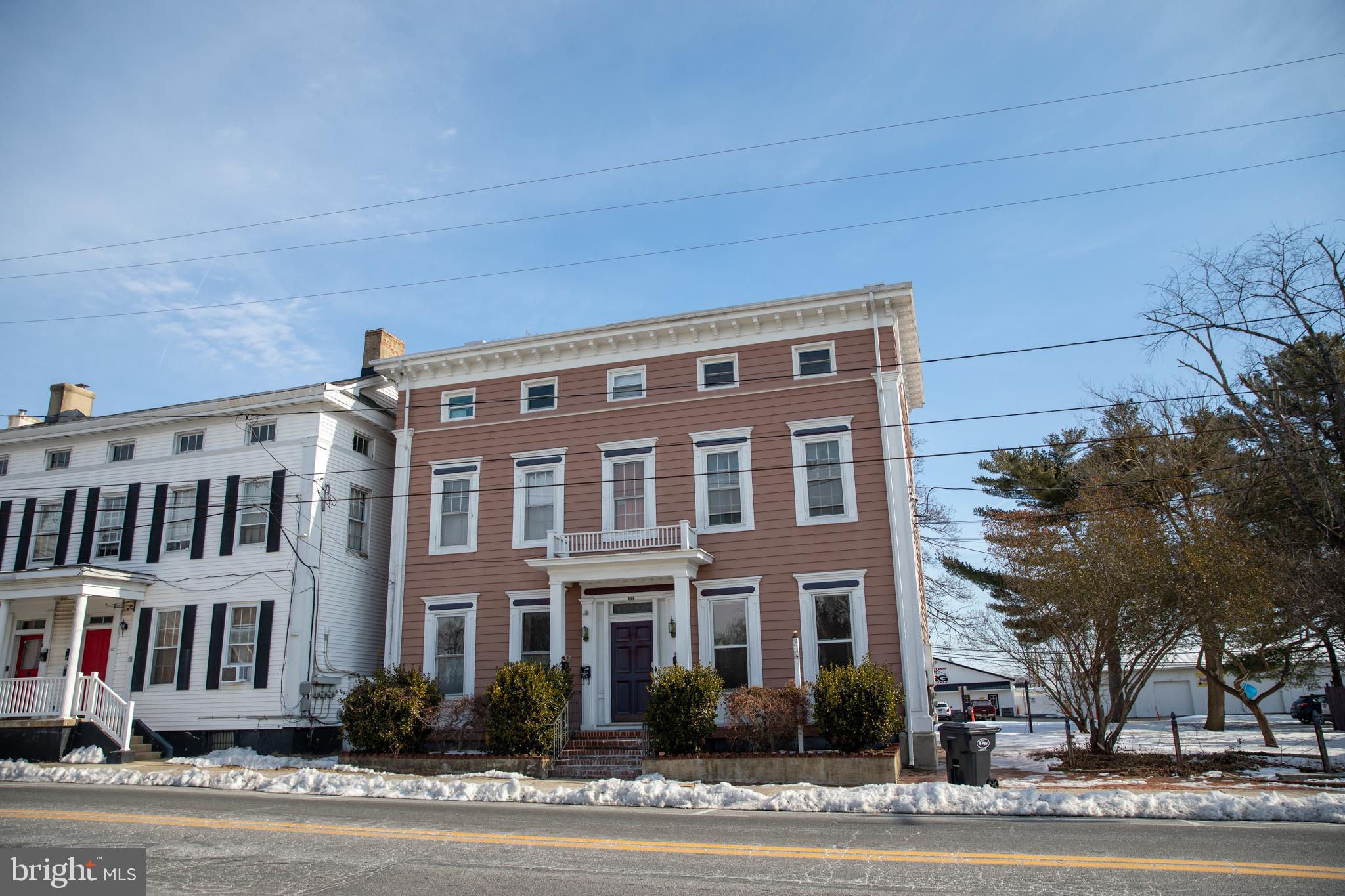 115 N WALNUT STREET B