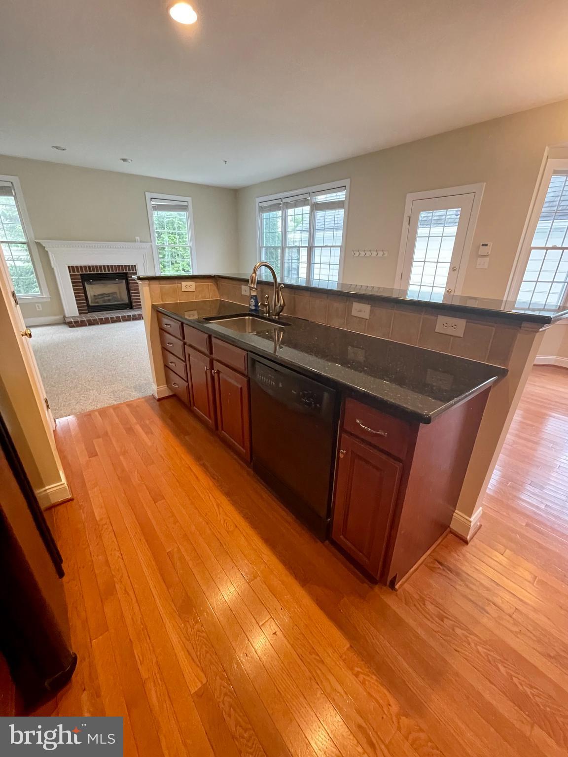 NEW BRITAIN WALK - Residential Lease