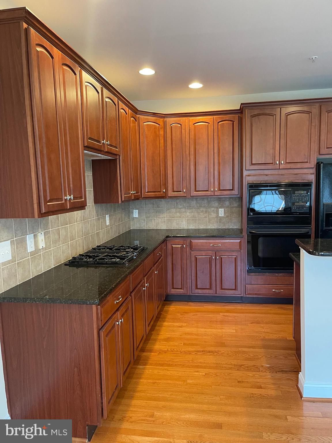 NEW BRITAIN WALK - Residential Lease