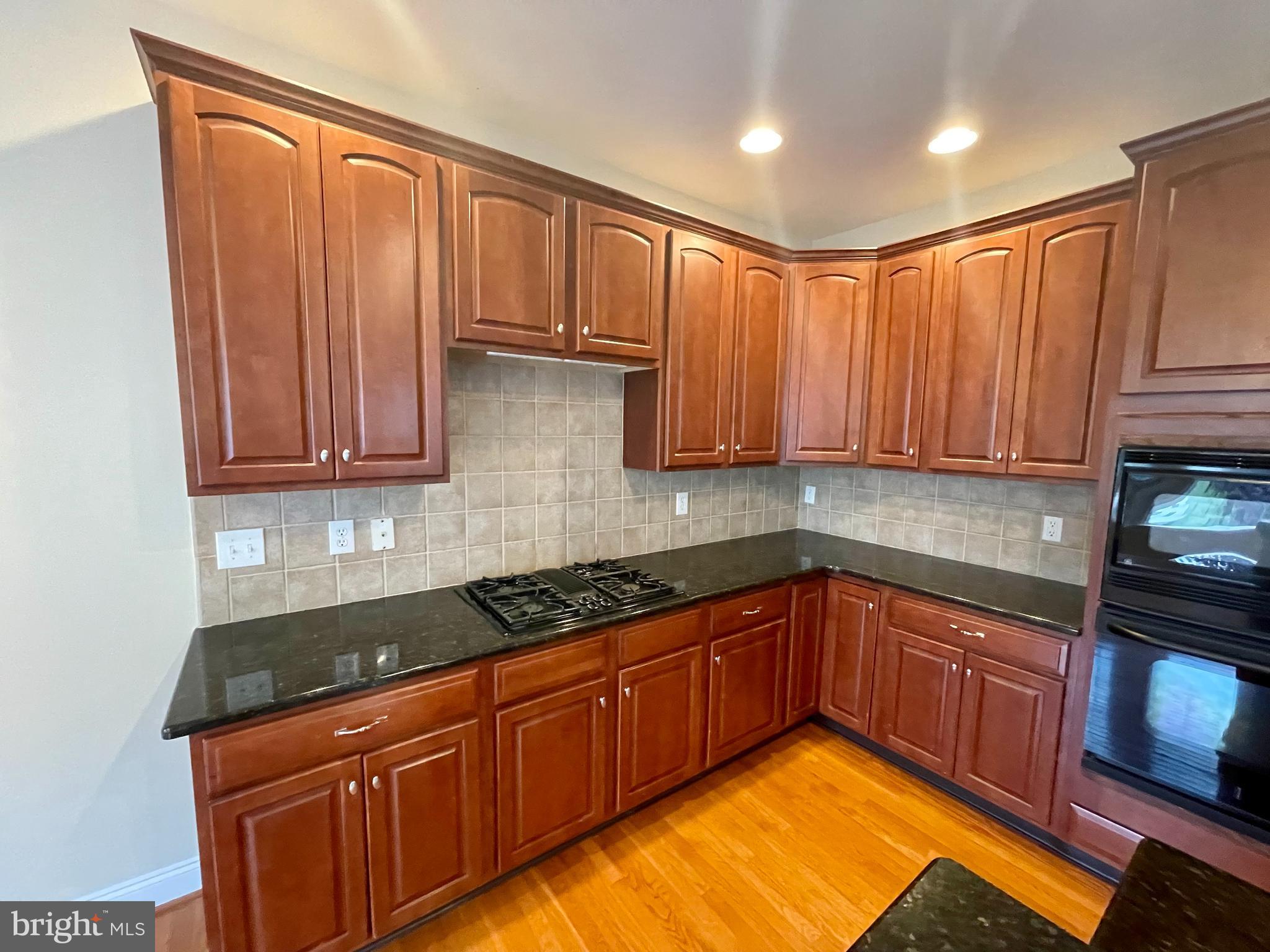 NEW BRITAIN WALK - Residential Lease