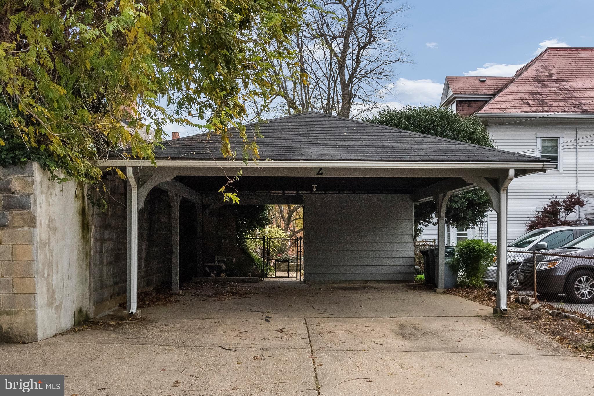 HISTORIC DISTRICT - Residential