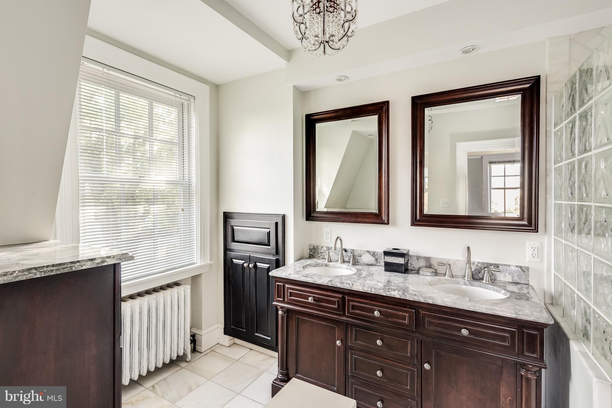 HISTORIC DISTRICT - Residential