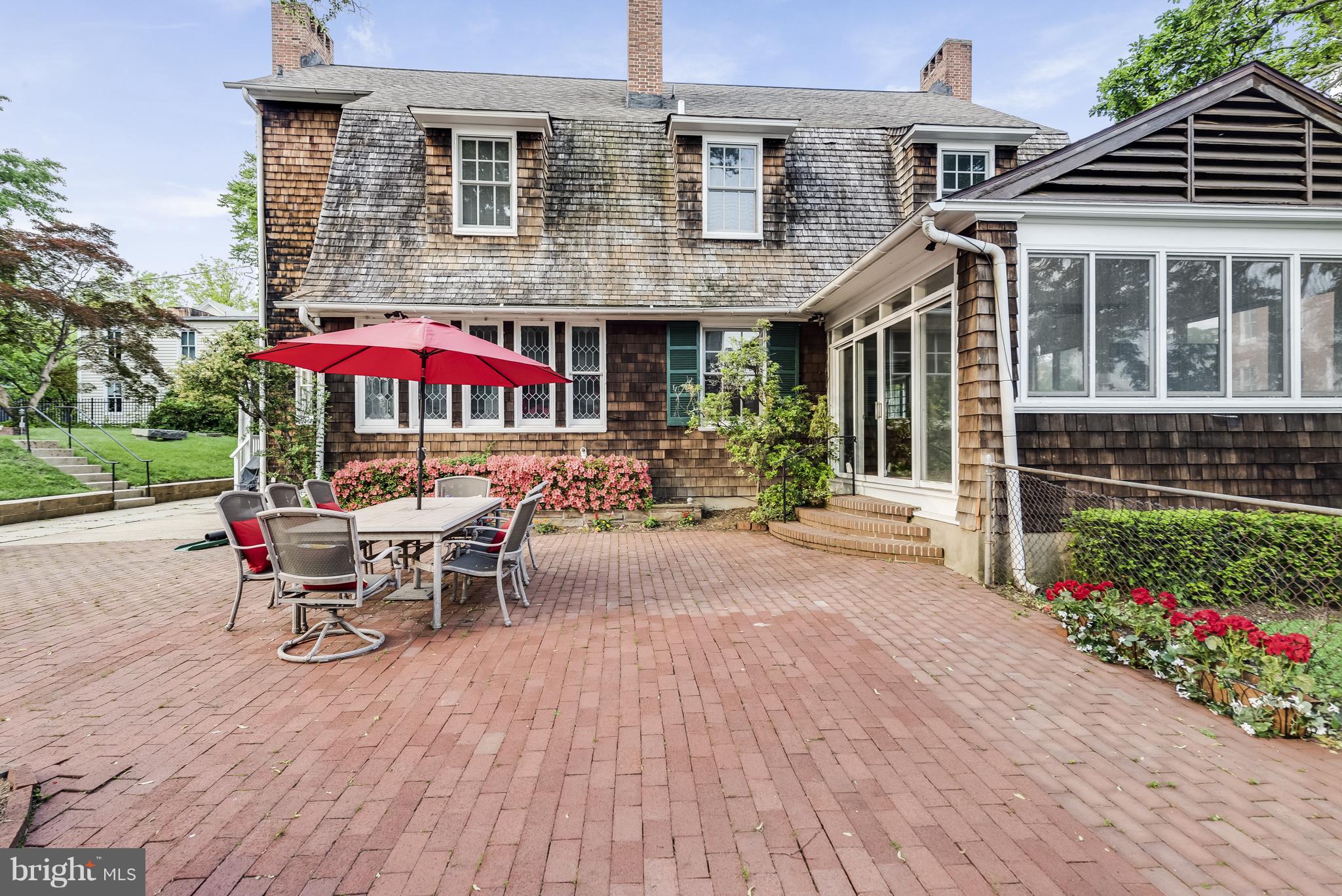 HISTORIC DISTRICT - Residential