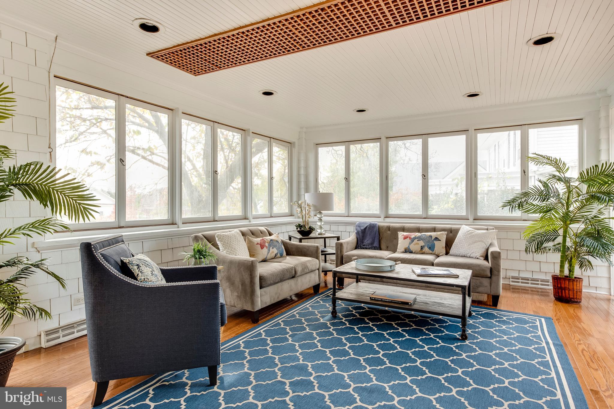 HISTORIC DISTRICT - Residential