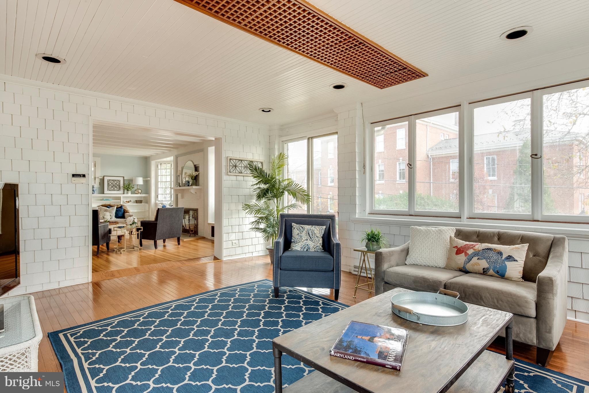 HISTORIC DISTRICT - Residential