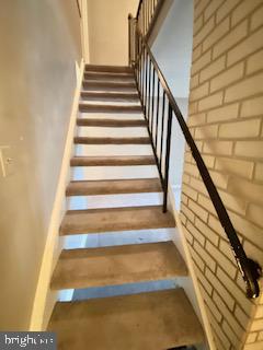 HANSON OAKS - Residential