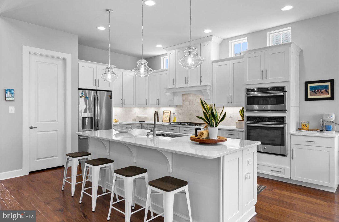 GRANDE AT CANAL POINTE - Residential