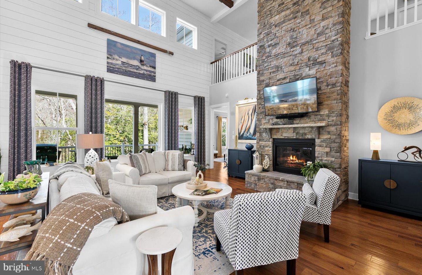 GRANDE AT CANAL POINTE - Residential