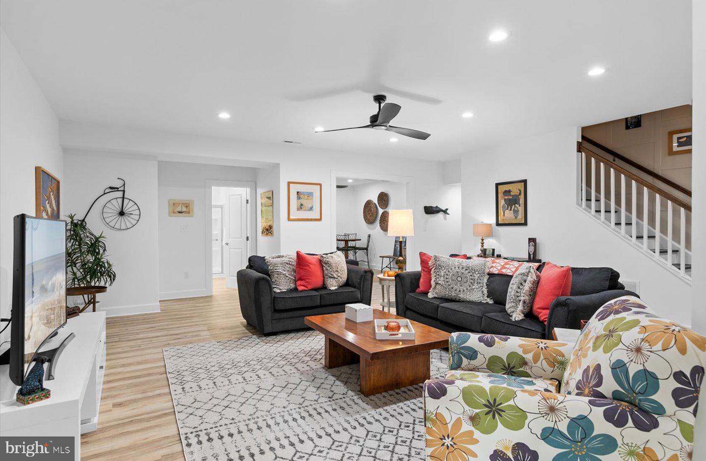 GRANDE AT CANAL POINTE - Residential