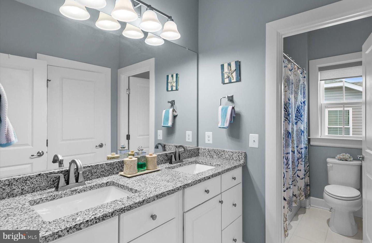 GRANDE AT CANAL POINTE - Residential