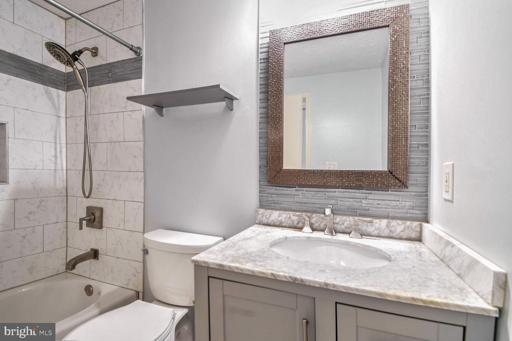 RESTON - Residential Lease