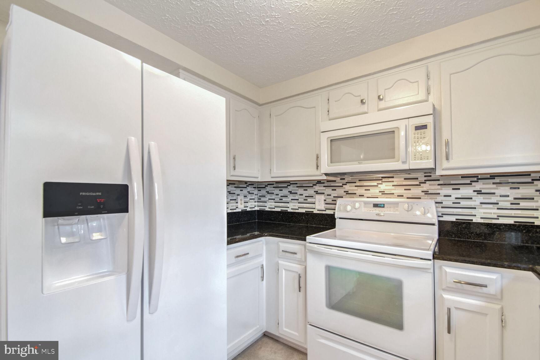 RESTON - Residential Lease