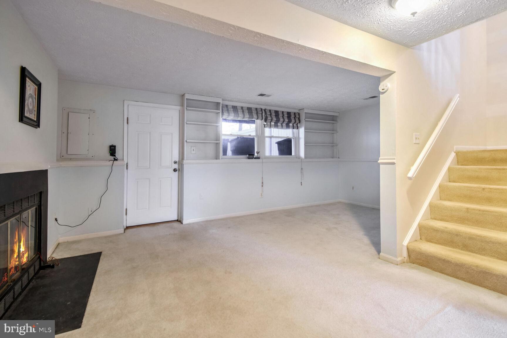 RESTON - Residential Lease