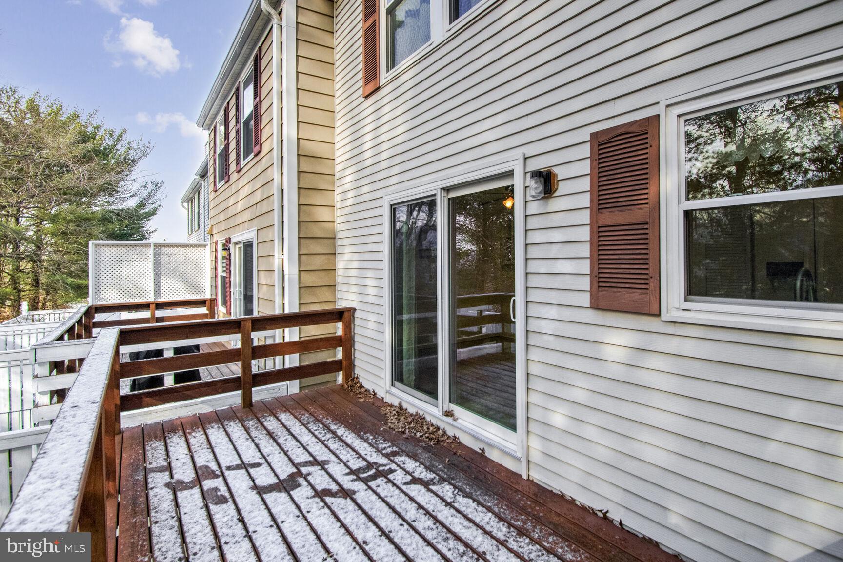 RESTON - Residential Lease