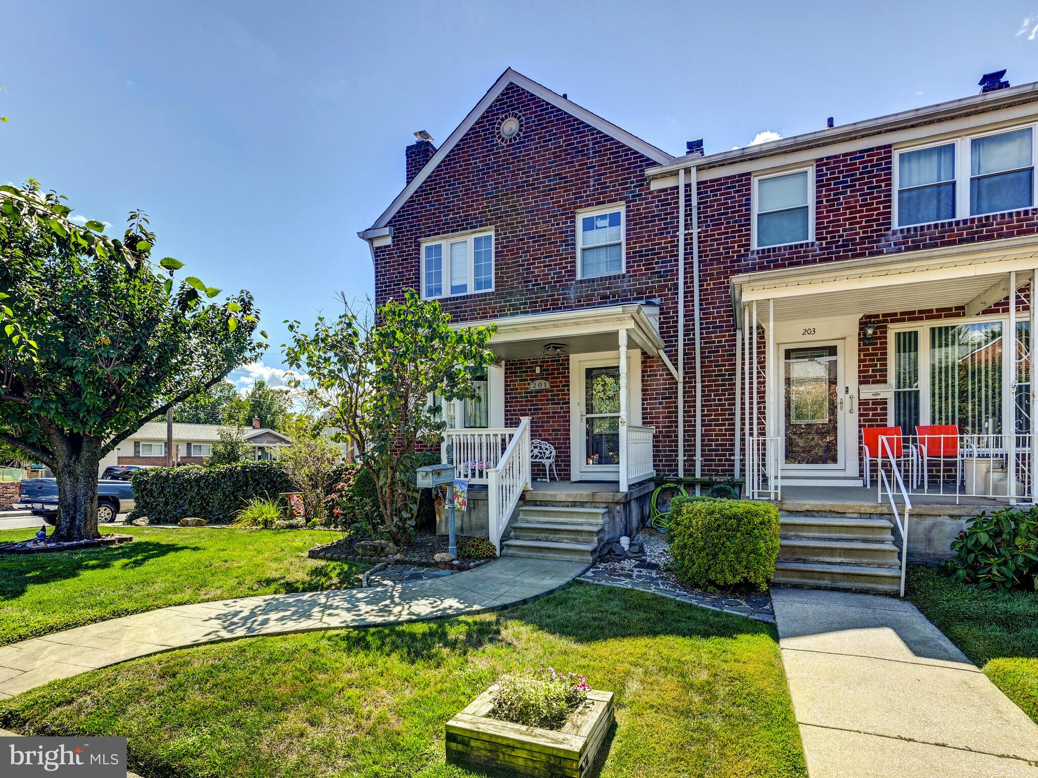 201 ALTAMONT AVENUE