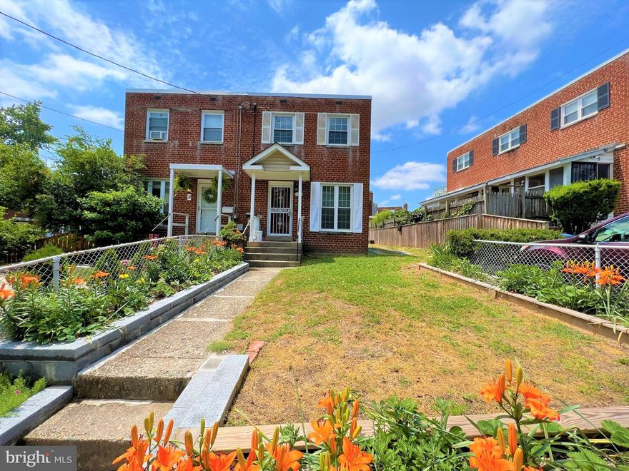 Location! Location! Location! Tenant-occupied until the end of Sep.  Available from Oct 1st! Photos reflect vacant condition of the house. Don't miss your opportunity to live in this IMMACULATE property.  Everything has been remodeled & updated from top to bottom. Hardwood floors throughout the main and upper level. Kitchen and dining flow out to the SPECTACULAR huge deck that will give the privacy to enjoy with friends and family (ONLY the smaller shed in backyard is available for the Tenant to use). Upstairs enjoy a master bedroom & two extra bedrooms & a full bathroom.  A finished basement with laminate flooring & laundry. One driveway parking plus lots of street parking spaces. There is very little about this house that isn't perfect. Short distances to grocery shopping and restaurants. Minutes to OLD Town, Shirlington and DC.