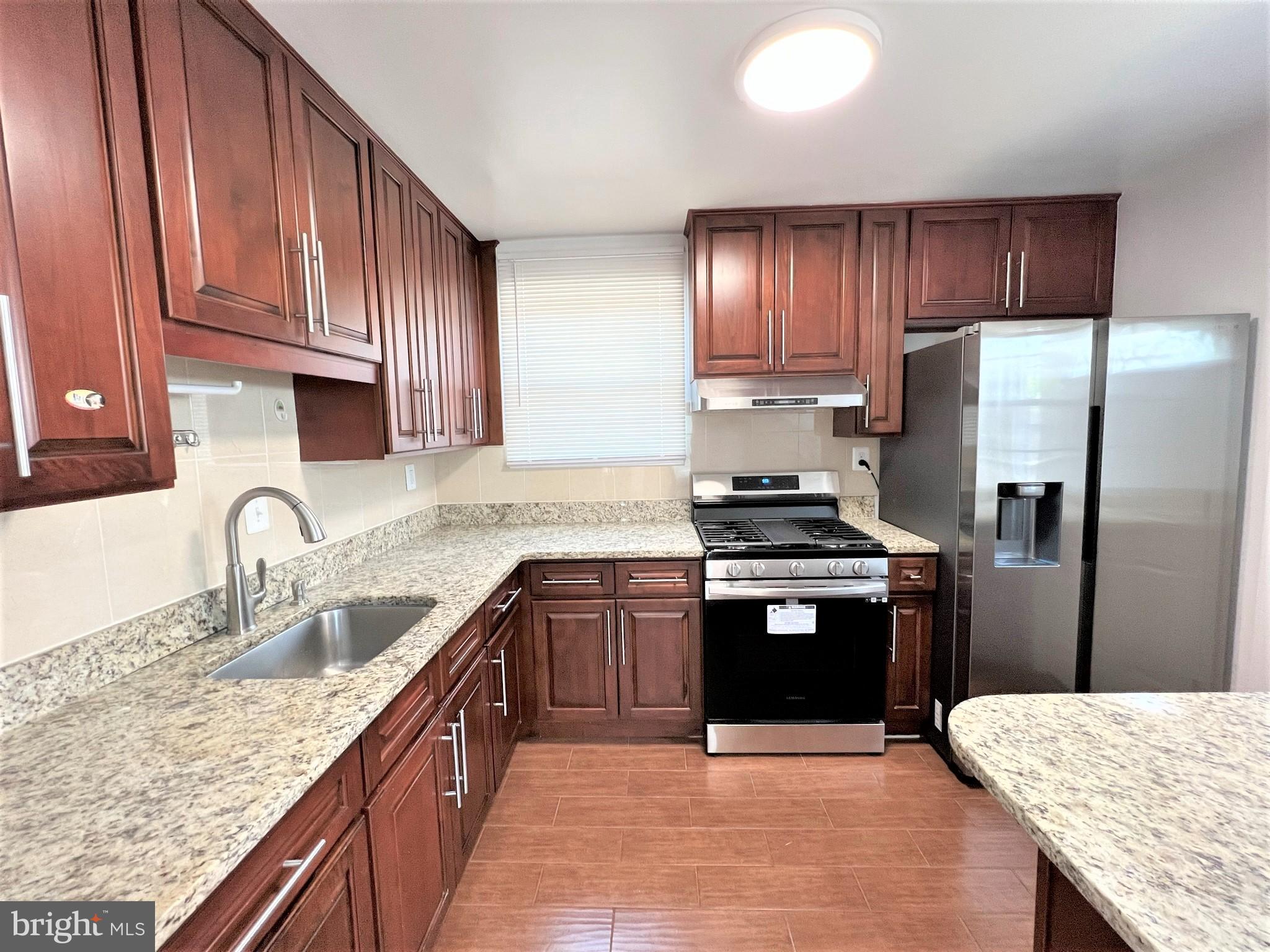 CAMERON HOMES - Residential Lease