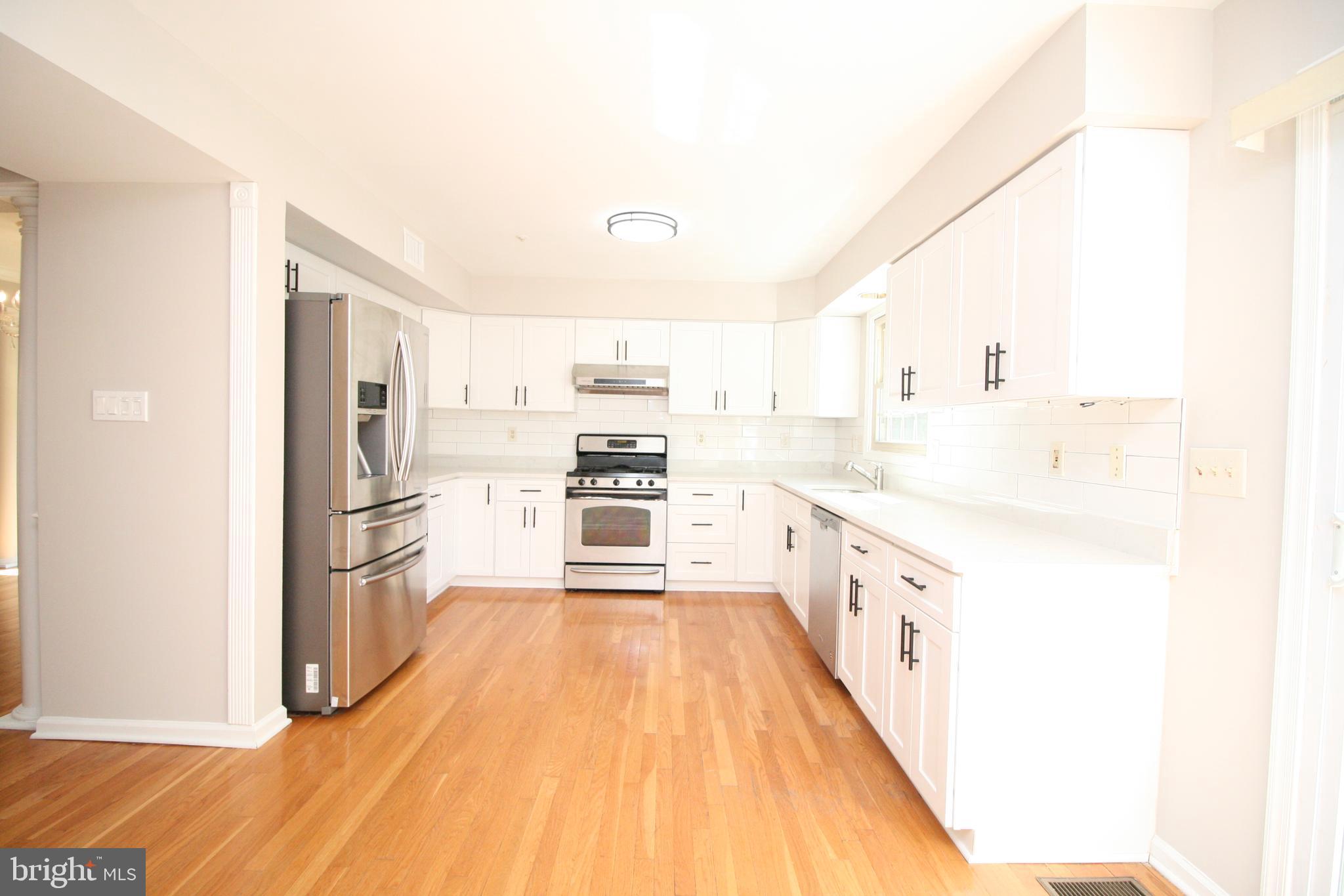 TRAVILAH CREST - Residential Lease