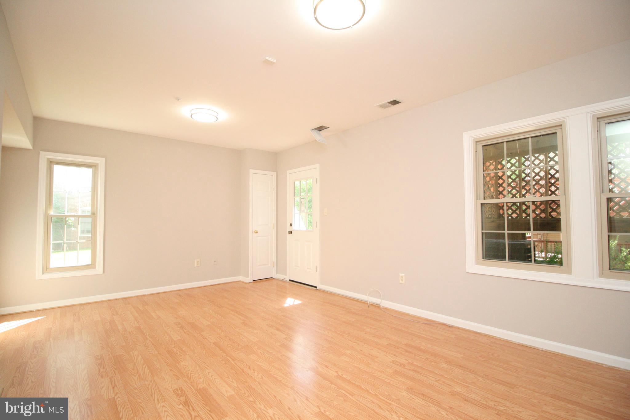 TRAVILAH CREST - Residential Lease