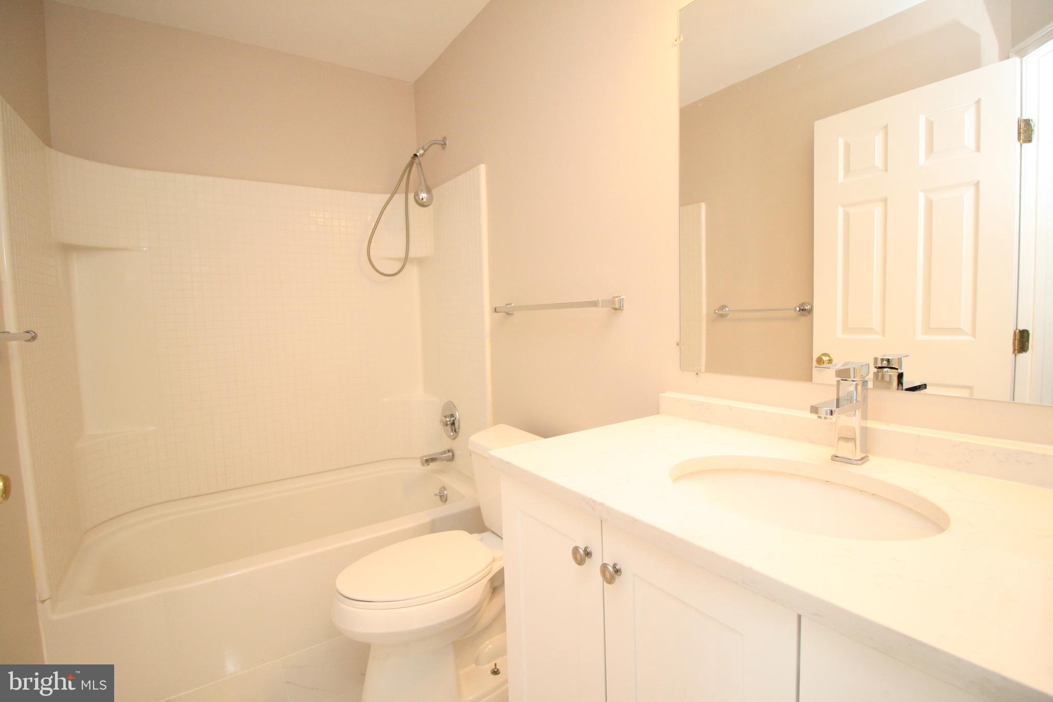 TRAVILAH CREST - Residential Lease