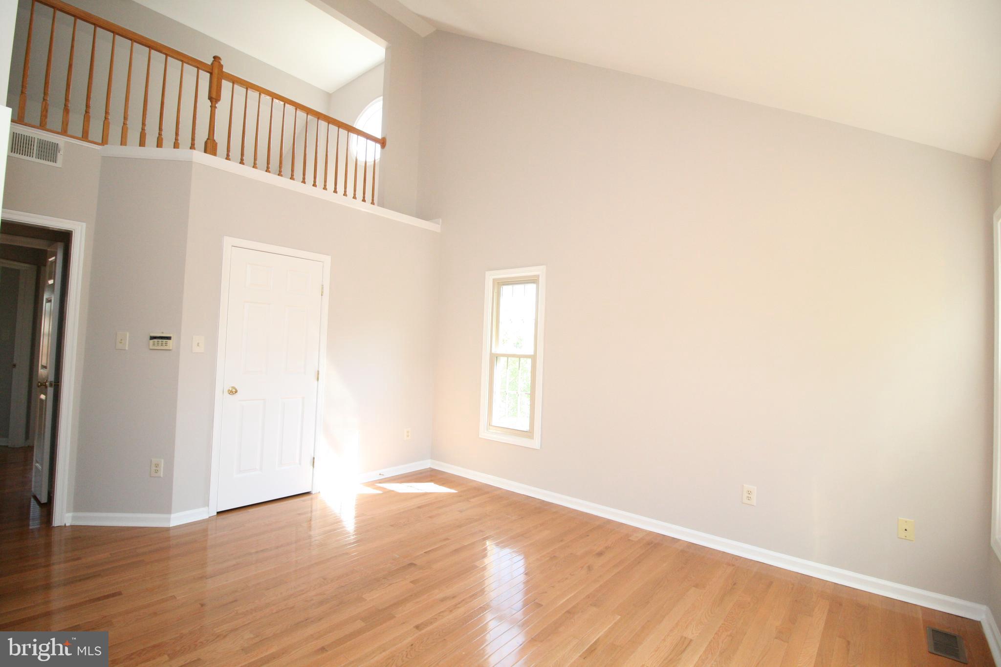 TRAVILAH CREST - Residential Lease