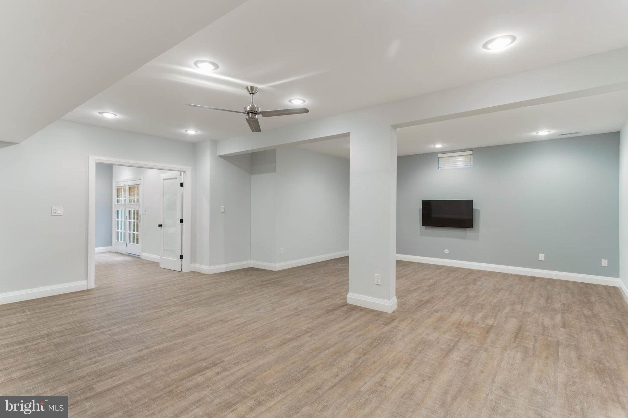 ANNAPOLIS PRESERVE - Residential