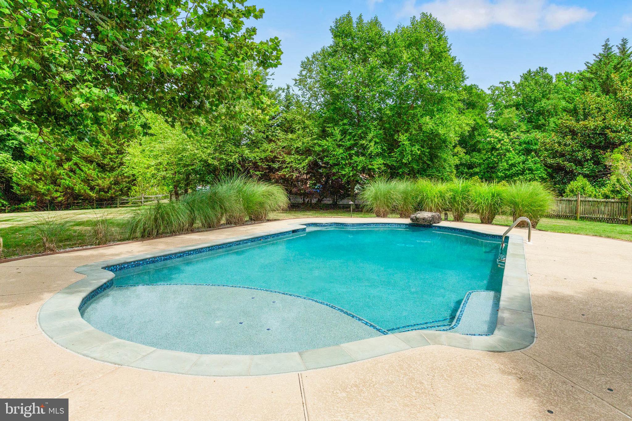 ANNAPOLIS PRESERVE - Residential