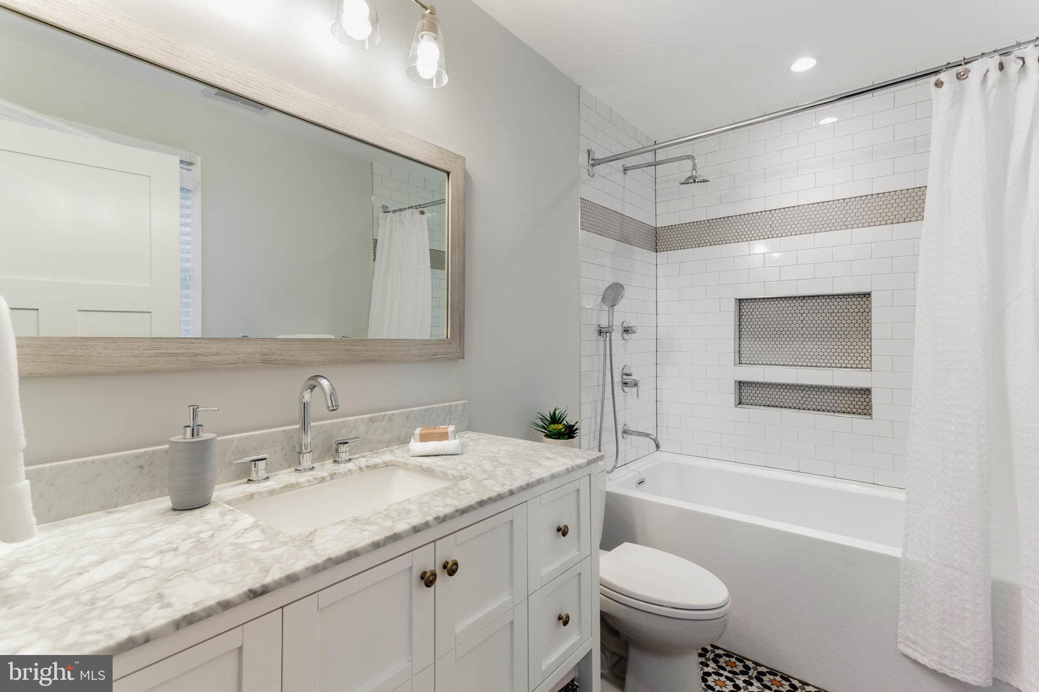 ANNAPOLIS PRESERVE - Residential