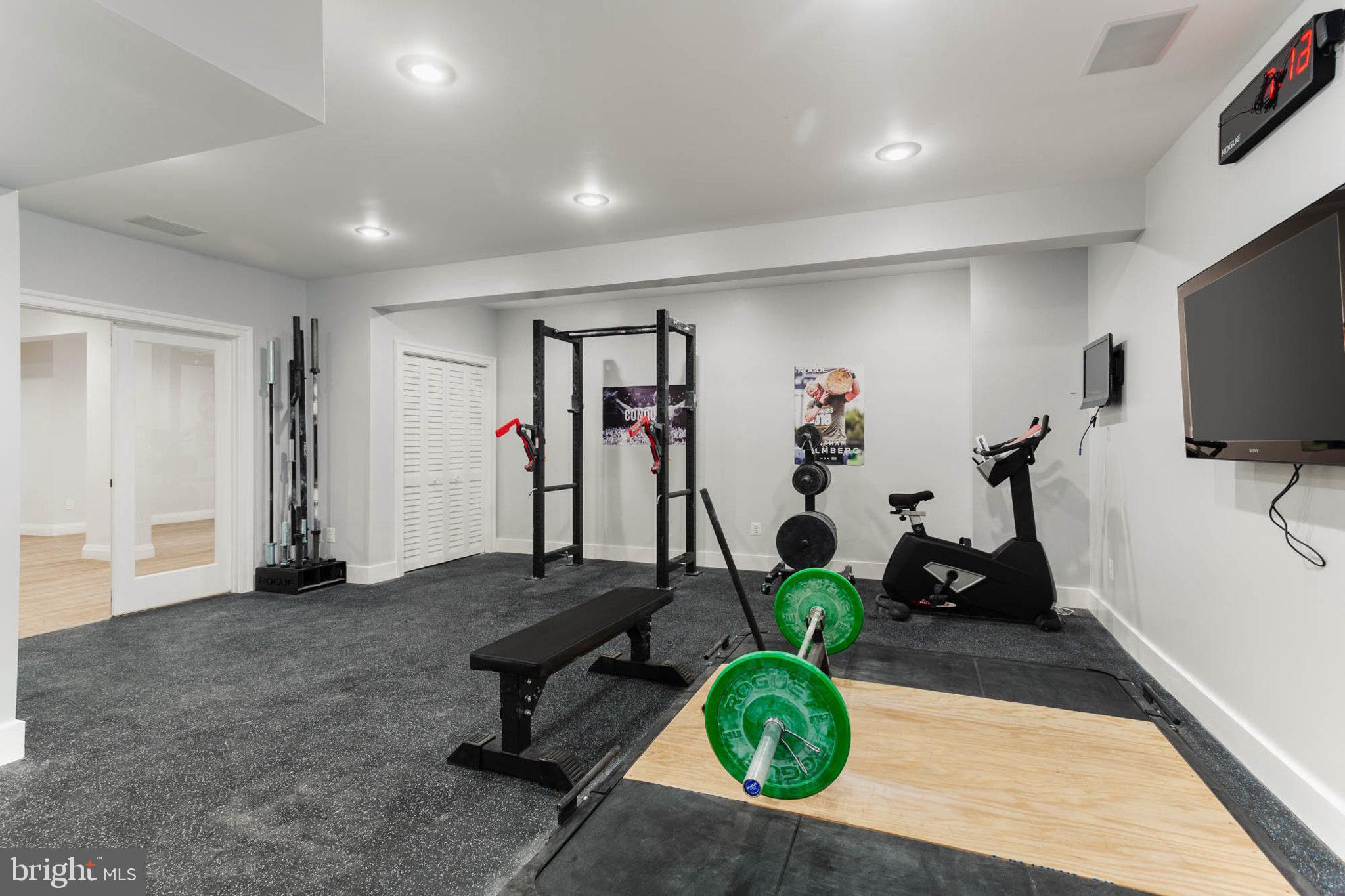 ANNAPOLIS PRESERVE - Residential