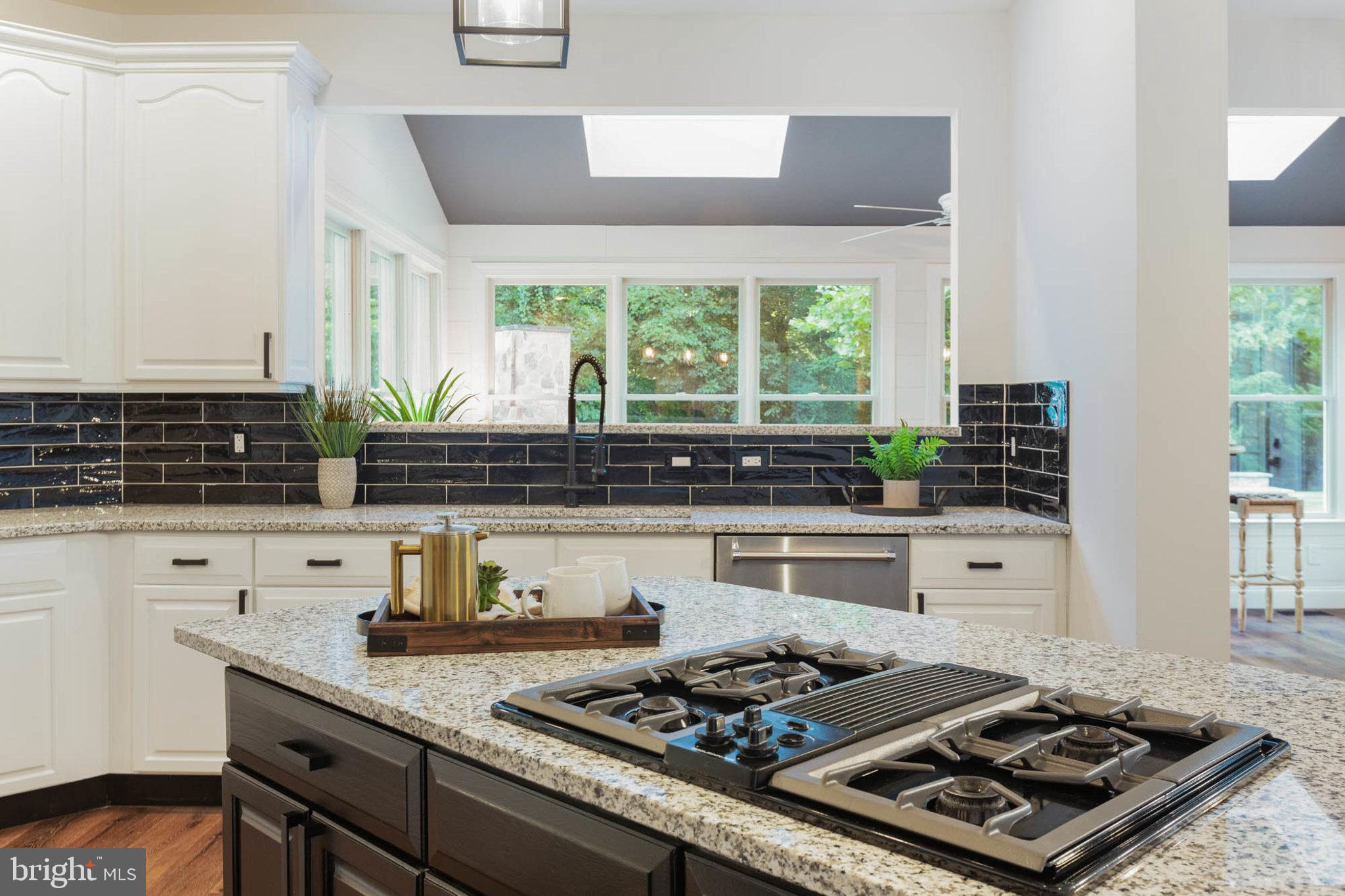 ANNAPOLIS PRESERVE - Residential