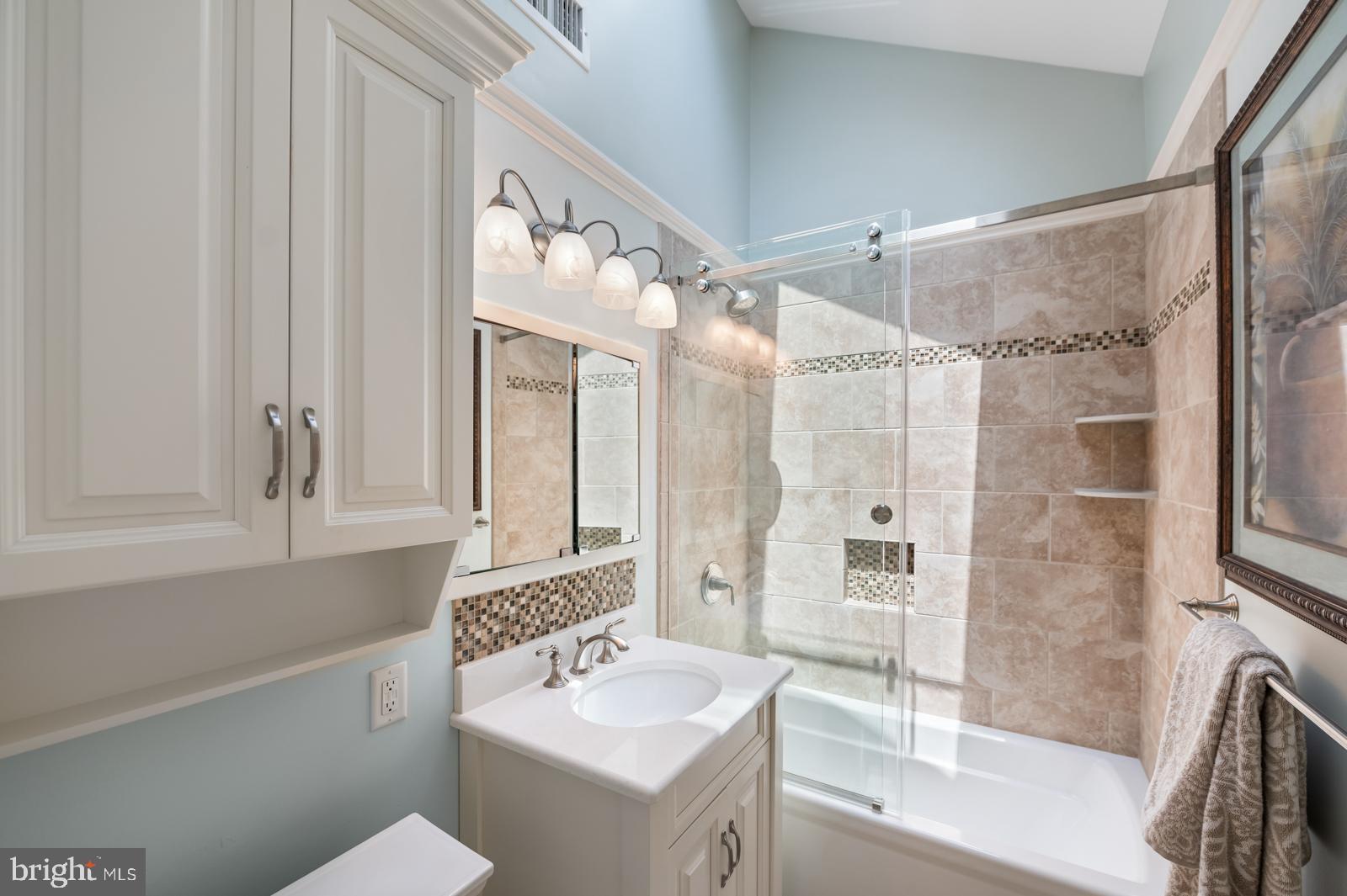 ARONIMINK - Residential