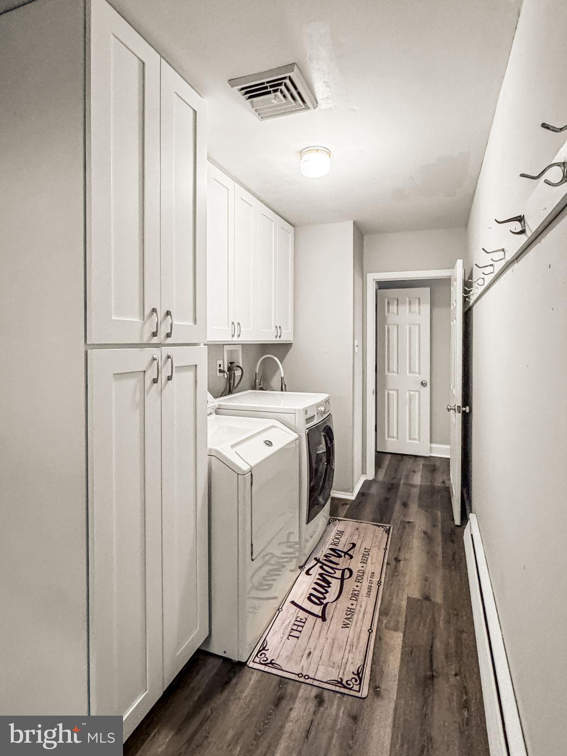 KING OF PRUSSIA - Residential Lease