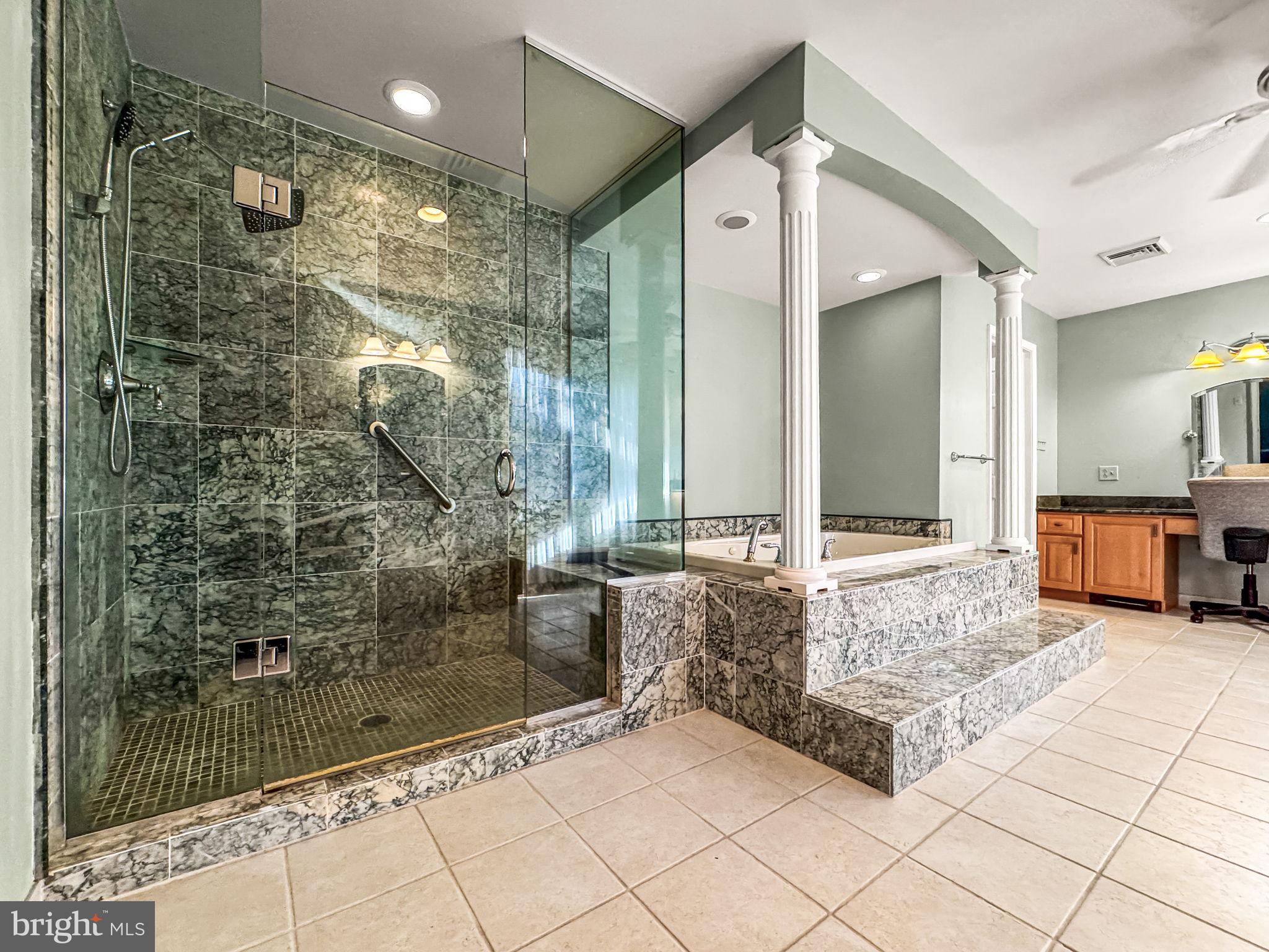 KING OF PRUSSIA - Residential Lease